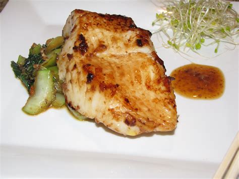 Wild Caught Sea Bass With A Ginger Soy Glaze And Sauteed Bok Choy Yummy Dinners Food I Love