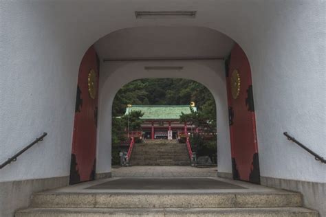 Akama Jingū Le Sanctuaire Impérial De Shimonoseki Tekuteku Japan