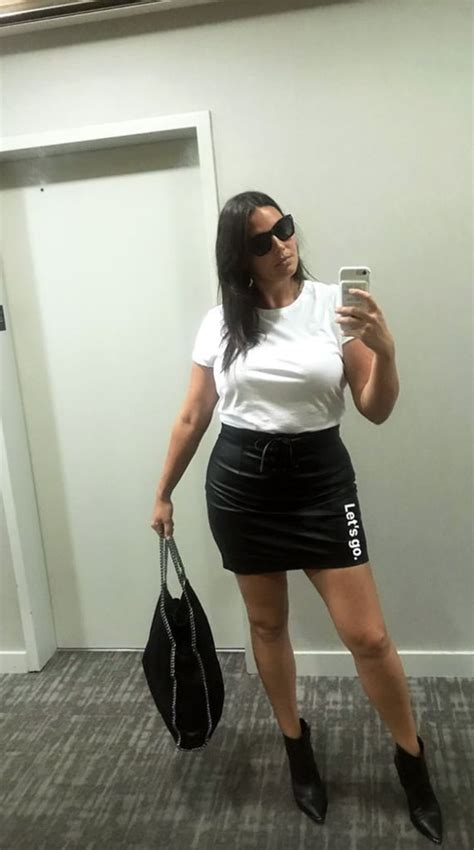 Candice Huffine Posed For A Mirror Selfie On Her Way Out The Door