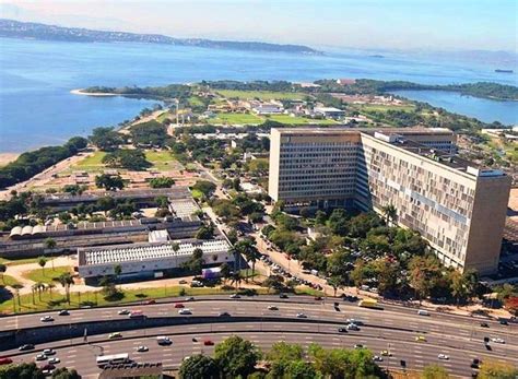 Check spelling or type a new query. UFRJ, PUC e UERJ as melhores universidades do Rio no ...