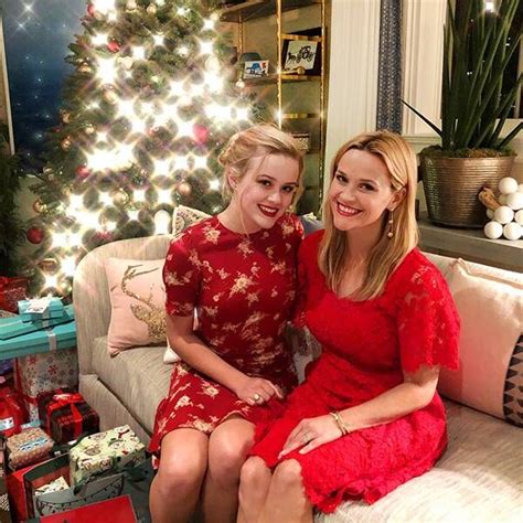 Photos From Photographic Evidence Reese Witherspoon And Ava Phillippe Are Actually Twins Artofit