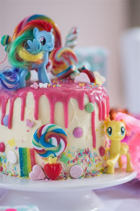 Bestimmt musst du dir heute von vielen älteren. My Little Pony-Torte zum 4. Geburtstag - Mother's Finest