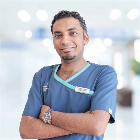 Dr. Mahmoud Soliman - Specialist Plastic Cosmetic & Reconstructive Surgeon