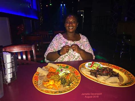 Addis Ababa Ethiopian Restaurant Minneapolis Fotos Número De