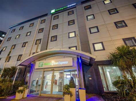 Holiday Inn Express London Royal Docks Docklands Hotel By Ihg