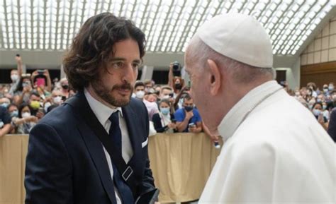 Pope Francis Meets Actor Who Plays Jesus In ‘the Chosen Catholic Voice