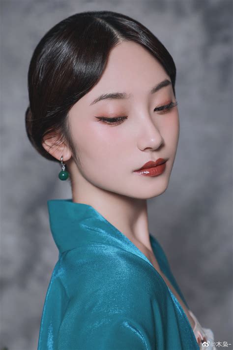 Pin By Popo Lau On Nguồn Weibo Chinese Makeup Girls Makeup Chinese