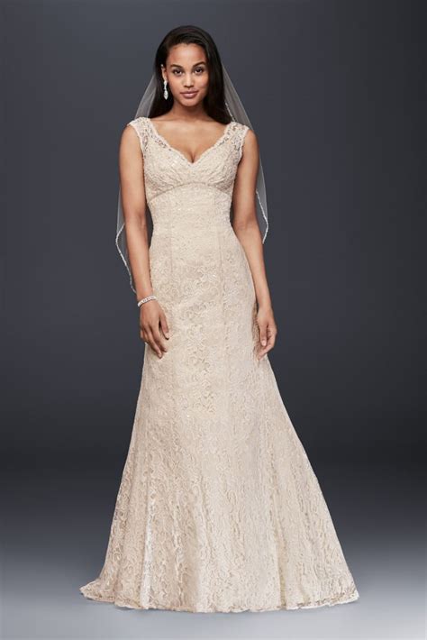 Https://wstravely.com/wedding/beaded Lace Trumpet Wedding Dress