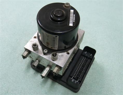 Abs Pump Control Module Unit Dfy4437a0f Mazda 2
