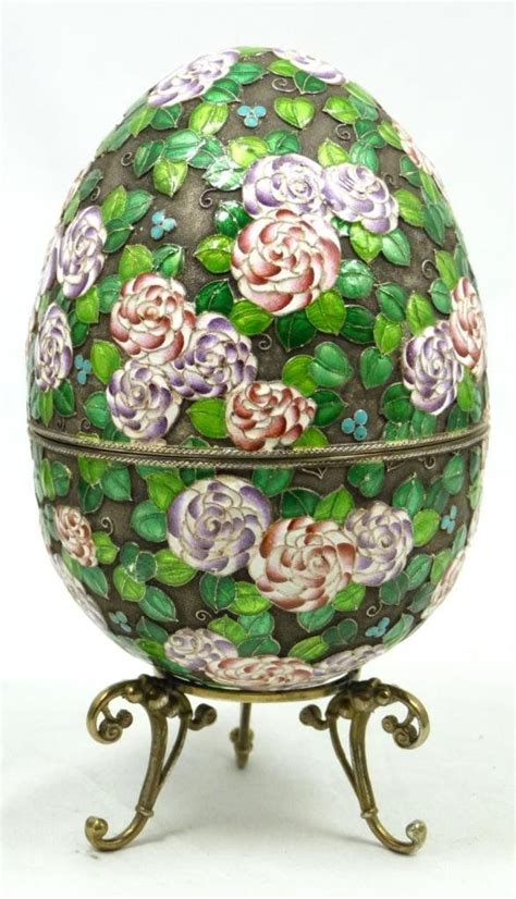 Russian Enameled Silver Egg Depicting Flowers Throughout With Leaves