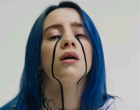 Speaking to coup de main magazine about the track, eilish emphasizes that it's not meant to be a sad song. Pin by Hailey on i c o n s | Billie, Billie eilish, Blue hair