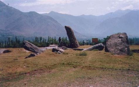 Burzahom mundigak brahmagiri other locations jeulmun pottery period jōmon period philippine jade culture capsian culture savanna pastoral neolithic: Protection sought for mysterious Neolithic site of ...