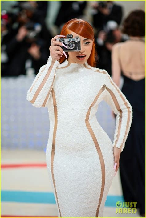 Ice Spice Carries Bedazzled Camera With Her While Making Her Met Gala Debut Photo