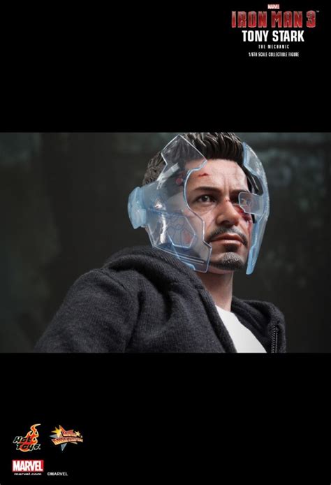 You've got to have some deep pockets to snatch up this bad boy. Tony Stark aus dem Film Iron Man 3 von Hot Toys - MMS 209 ...