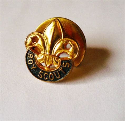 Boy Scout Pin Or Badge Scully Ltd By Vintageatelsiesplace