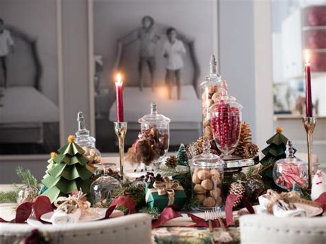 These easter egg hunt ideas are a great way to get started, but you're only really limited by your imagination! Create an Upcycled Holiday Tablescape | HGTV