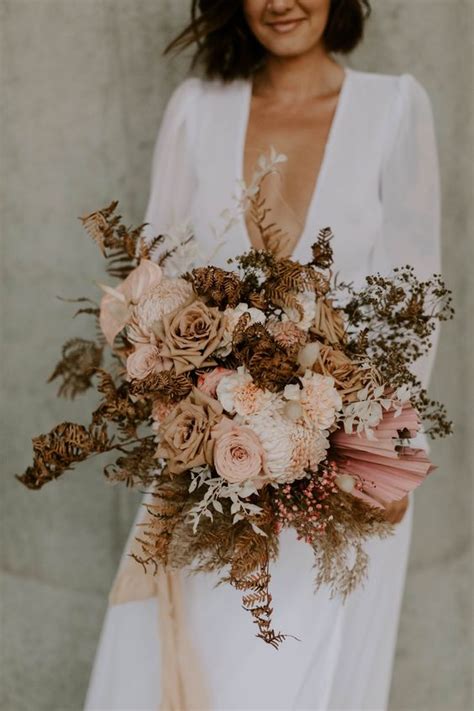 Delicate lace, flower crowns and tiny volume fabrics are for courteous and civil lovely wedding. 74 Dreamy And Relaxed Bohemian Wedding Bouquets ...