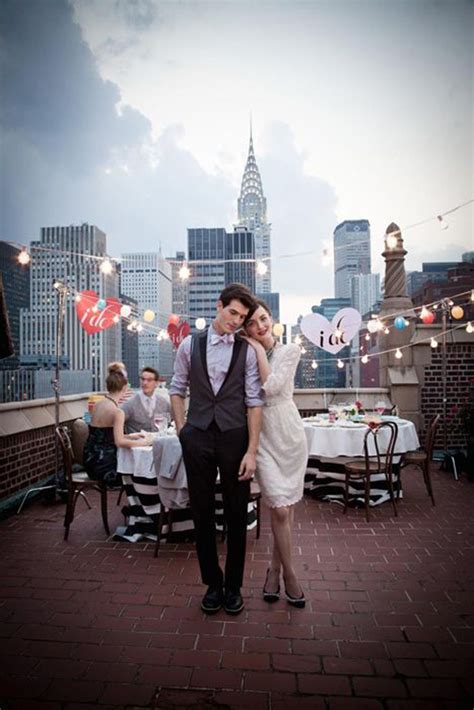 Dinner parties are a great way to reconnect with family and friends—and we believe there's no better time for make use of that apartment rooftop by hosting a dinner party overlooking the city skyline. 20 Best Rooftop Dinner Party Decorations | HomeMydesign