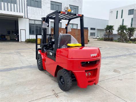 Chinese Heli Forklift Truck 40 Ton Cpcd40 Diesel Forklift With Foam
