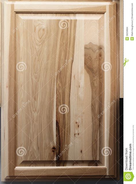 With its natural beauty and contrasting grain patterns it adds a dimension rarely seen with anything manufactured in today's market. Hickory Cabinet Door stock photo. Image of cabin, laquer ...