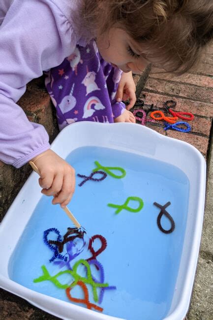 Pipe Cleaner Fishing Game For Toddlers Activity Fun Hoawg