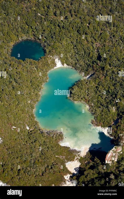 Crater Lakes Hi Res Stock Photography And Images Alamy