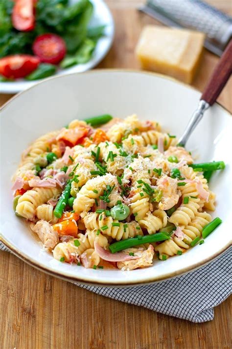 You can add as many fillings as you like. Instant Pot Chicken, Ham & Vegetable Pasta | Recipe (With images) | Instant pot recipes, Instant ...