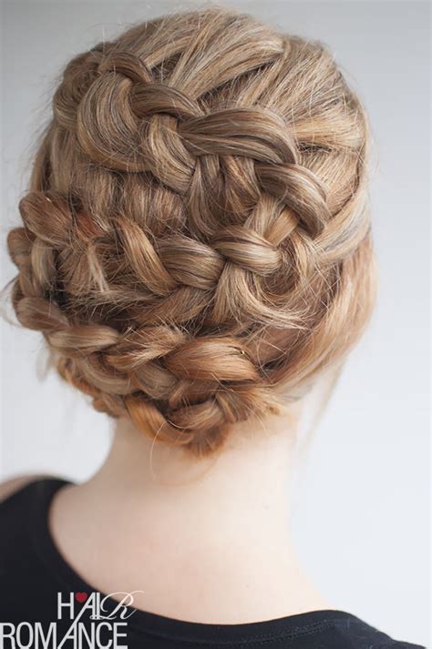 Well, you cannot do this style quickly if you were at a stop sign, but you could definitely do it a few hours before an event. 31 Gorgeous Wedding Hairstyles You Can Actually Do Yourself