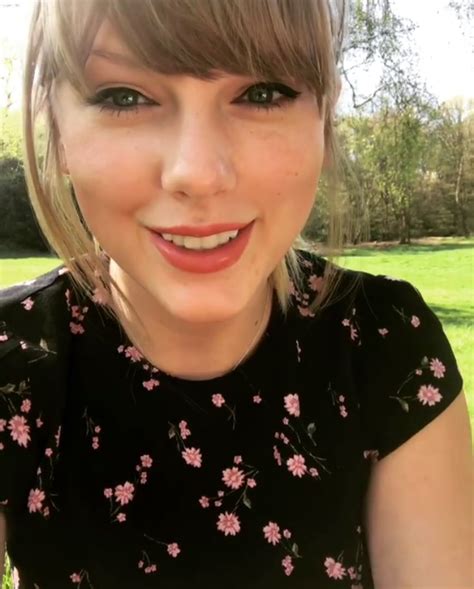 Taylor Swift Selfie Video Larryhester