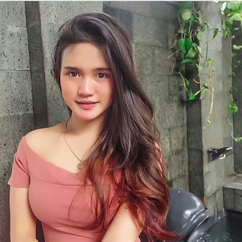 Indonesian Girl Beautiful And Natural Smooth Chantik Cute