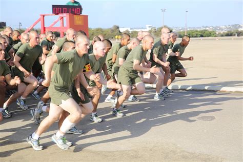 Recruits Push Their Limits During Final Pft Marine Corps Recruit