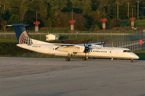 United Express Republic Airlines Bombardier Dhc 8 Q400 N Flickr