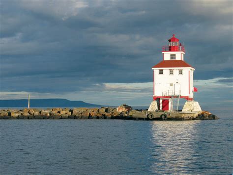Lighting The Northern Edge Lake Superiors Ontario Lighthouses Lake