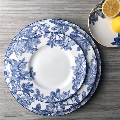 Arbor Blue Rimmed Dinner Plate Blue Dinnerware Blue And White