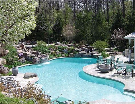 Los terminados diamond brite son mezclas industriales de diamond quartz™, agregados selectos y cemento portland de polímeros modificados. Diamond Brite Photo Galleries | Diamond Brite Pool ...