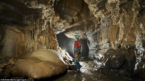 Amazing Images Of Caves Underneath South Wales Daily Mail Online
