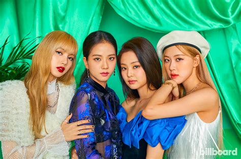 Yang hyun suk asked about who the leader of blackpink and he replied, there is no leader. he stated, it is impossible to choose a leader for four members have been friends for so long. Blackpink Una nueva conquista | Billboard