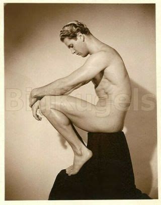 Early VINTAGE MIZER AMG Male Nude BLOND ATHLETE Smooth MUSCLE Beefcake Contemporary