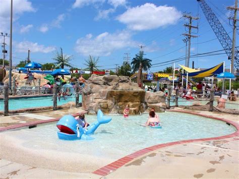 Chesapeake Beach Water Park In Maryland Is A Must Visit