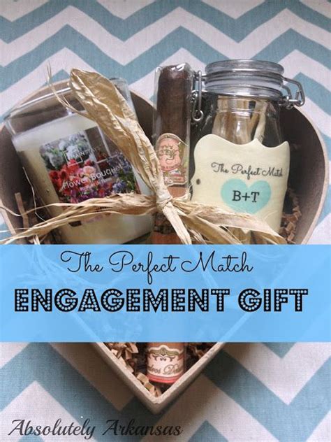 Gifts are usually the preserve of wedding receptions. Absolutely Arkansas: The Perfect Match | Unique engagement ...