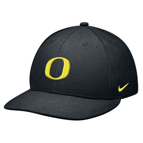 Nike Oregon Ducks Fitted Hat