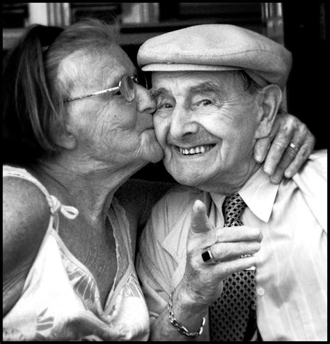 Old Lovers The Sweetest Thing Is  Пожилые пары Старость и Любовь