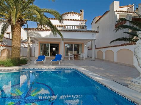 Novasol ist ihr spanien ferienhaus spezialist. Ferienhaus Empuriabrava Costa Brava Villa Spanien Newland