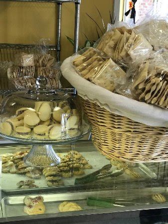 Imperial Bakery and Cafe, Cleveland - Restaurant Reviews ...
