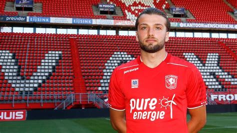 View lazaros lamprou profile on yahoo sports. Griekse aanvaller Lamprou gepresenteerd bij FC Twente ...