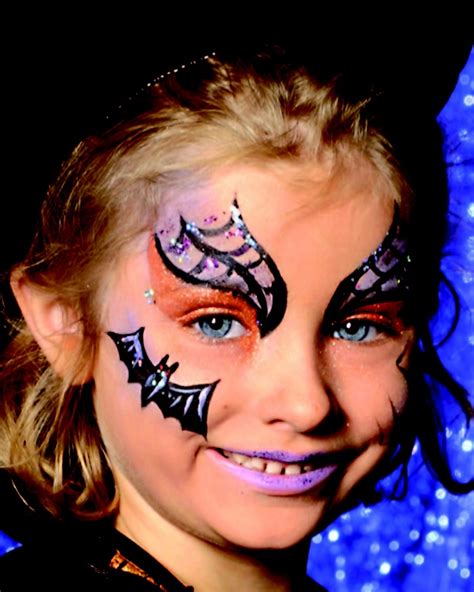 Witch Face Painting Model Halloween Bambini Facce Dipinte Trucco