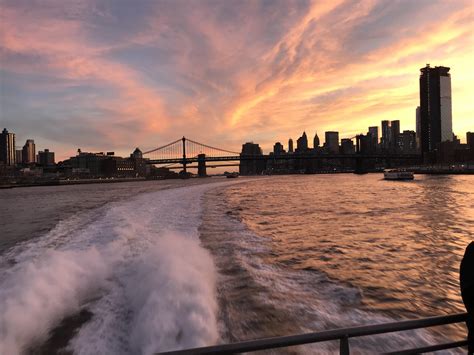 City looking spectacular as always on the Sunday night commute back