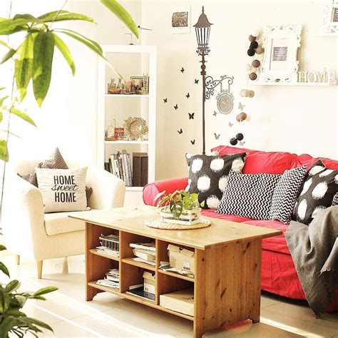 Tempatkan beberapa sofa, kursi santai, atau karpet sebagai tempat duduk. Tata Ruang Santai Keluarga : Hunian Unik: Bikin Ruang Keluarga Tampil Baru, Gratis! / Perbedaan ...