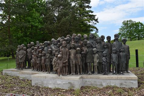 It was founded in 1947, near the site of the former lidice. 75 Jahre nach dem Massaker: Lidice soll heutigen Opfern ...