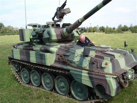 Biarpun kekocakan foto itu terlihat sederhana. Gambar Mobil Tank | Modifikasi Mobil